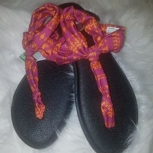 Sanuk Ella print slingback sandals